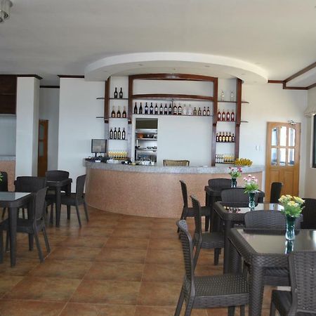 Lagoon Beach Resort Gitagun Esterno foto